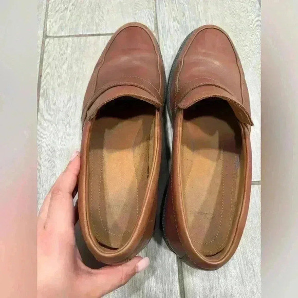 Clarks Men's Shoes size 10.5 Leather Loafers Soft Cushion - Picture 5 of 6